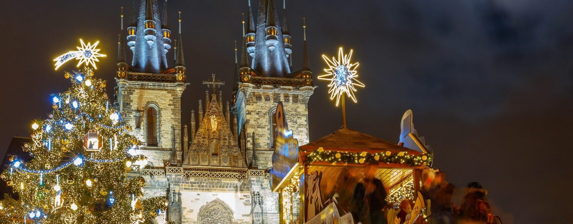 magicalchristmasmarkets_CZECHREPUBLIC_Prague_ss_446259364_hero